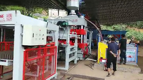 靜壓磚機(jī)固廢制磚
